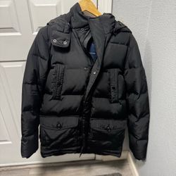 Youth Tommy small jacket in new condition