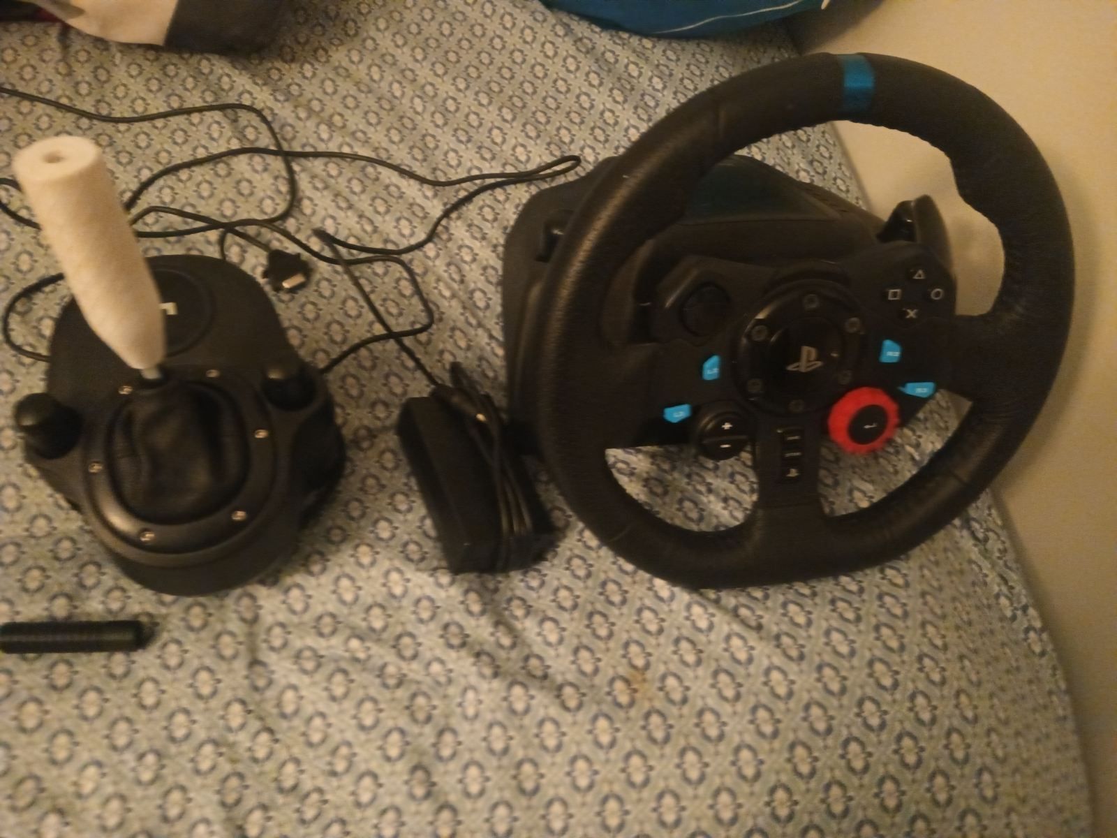 G29 With Clutch pedal and Shifter