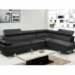 Brand New Leather Sectional Sofa- Available In Other Colors.