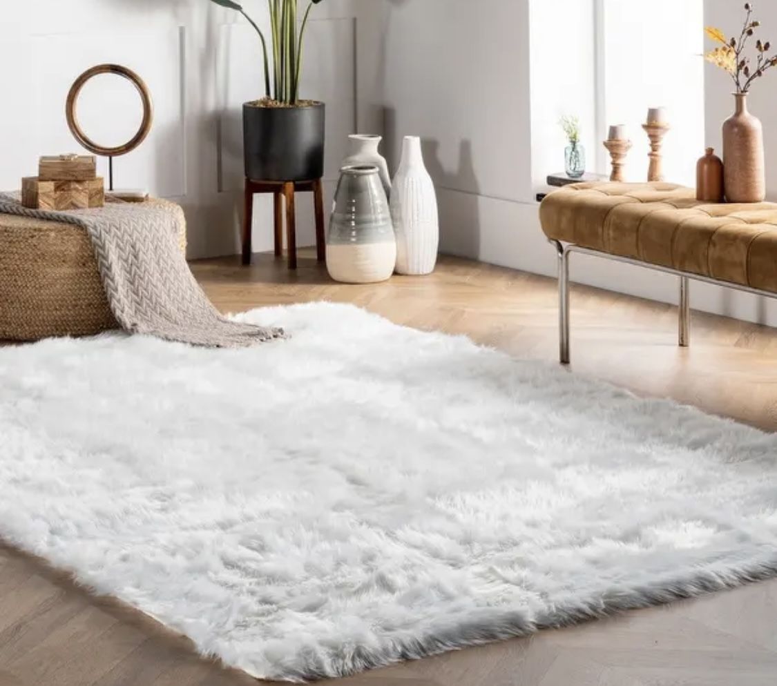 nuLOOM Faux Flokati Sheepskin Cloud White Shag Area Rug (5’ x 8’)