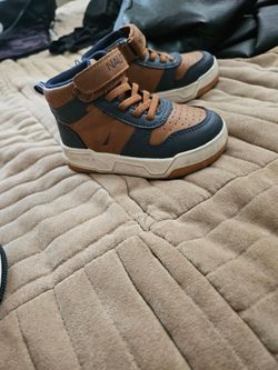 Shoe