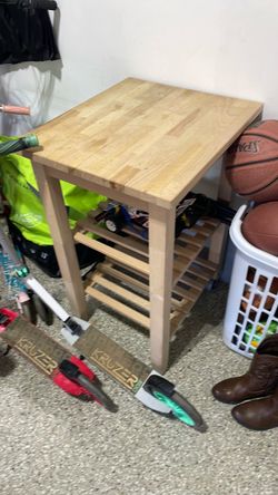 Kitchen table