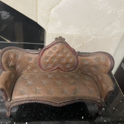 Antique Vintage Miniature Victorian Cast Iron Dollhouse Sofa 6.5”x 4”