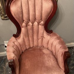 Vintage Chair (blush)