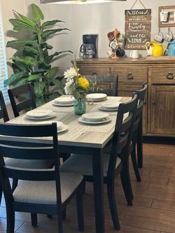 Dining room table sets