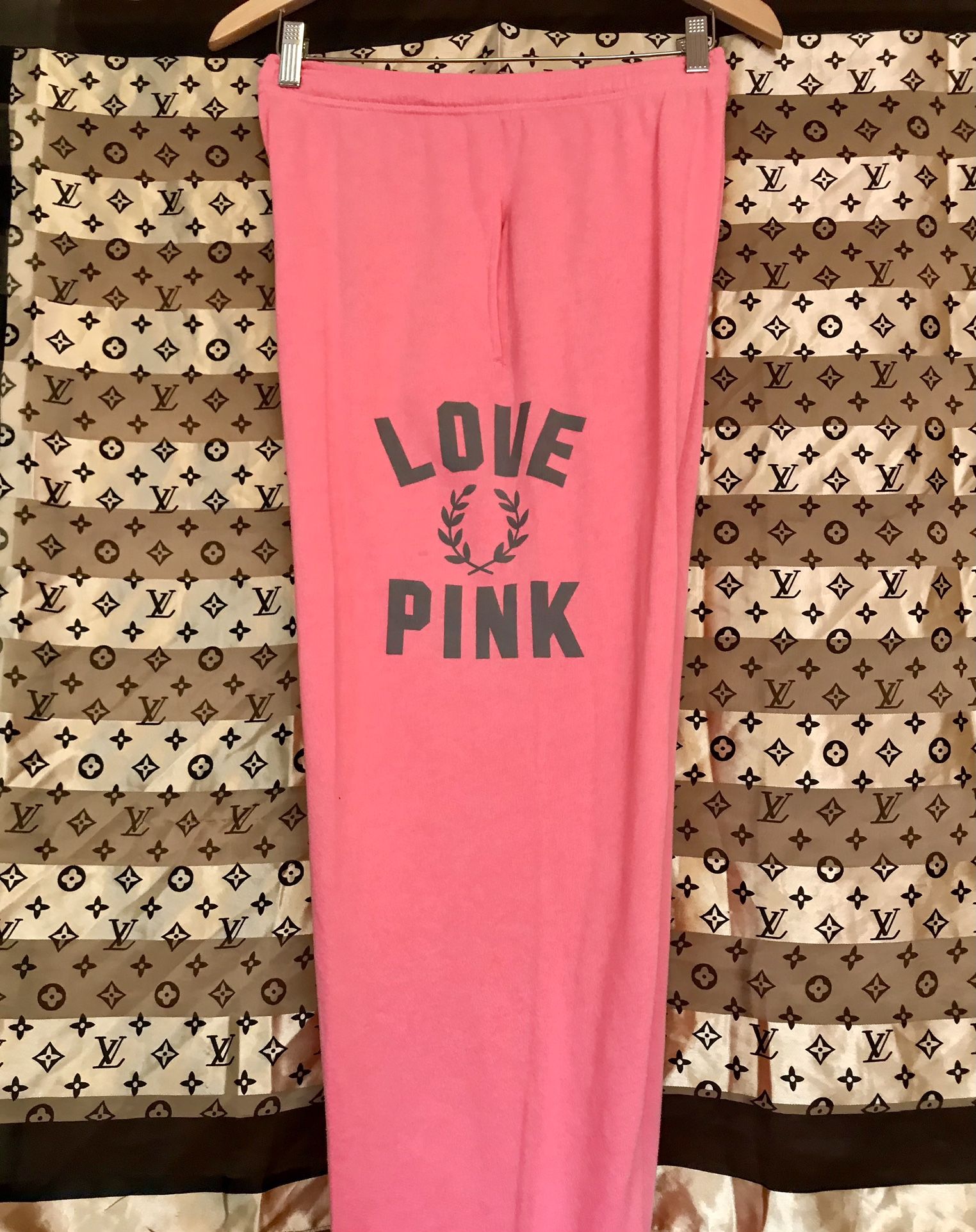 VS Pink Jogger Sweatpants Boyfriend Fit
