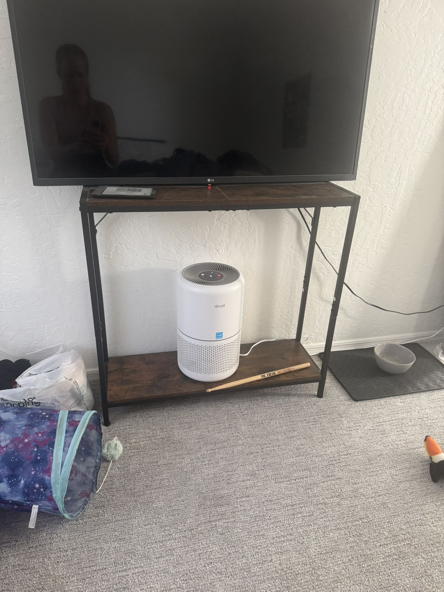 TV & TV Stand