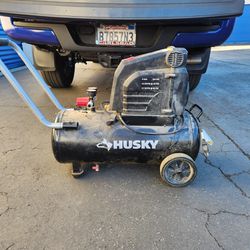 Huskey Air Compressor + Hose 