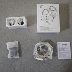 Linsoul KZ ZS10 Pro 4BA+1DD 5 Driver In-Ear Monitor 