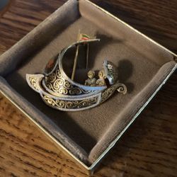 VTG Viking Ship Brooch/Pin