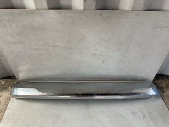 2021 2022 2023 2024 GMC YUKON / YUKON XL  FRONT LOWER BUMPER VALANCE CHROME TRIM OEM