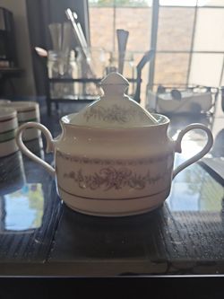 Vintage sugar bowl with cover