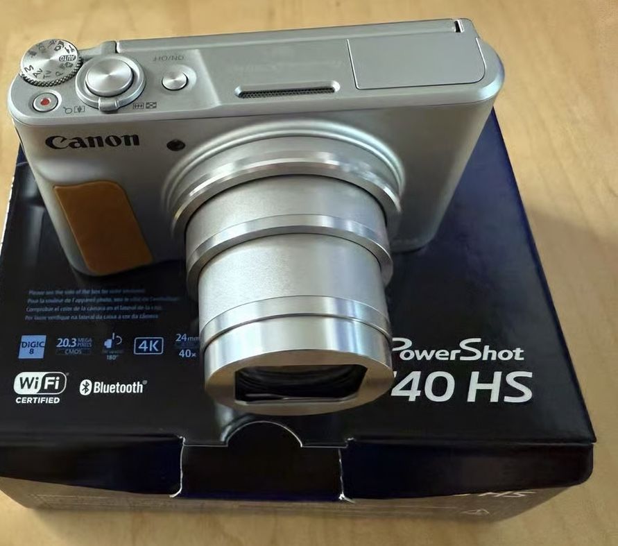 Canon PowerShot SX740 HS - Silver