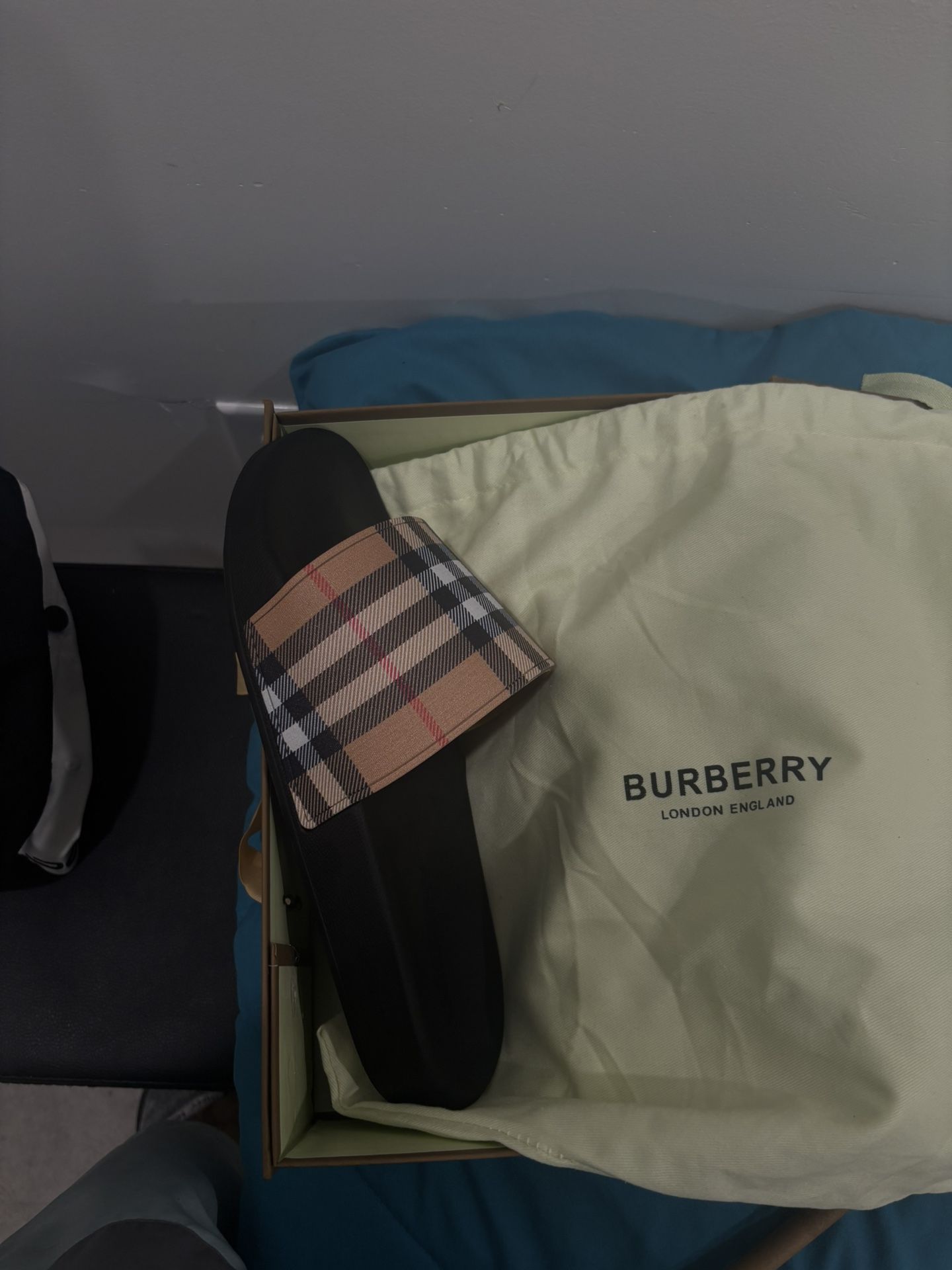 Burberry Slides Size 10 M