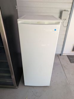Danby Designer upright freezer, model DUFM085A4WDD