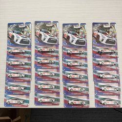 Hot wheels 7 Eleven  GTR ( LOT OF 5)
