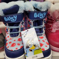 New Girls Snow Boots Size 8