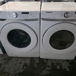 Samsung washer 4.5 cu.ft. and dryer 7.5 cu.ft. Electric Front loads dryer with sensor dry in white .