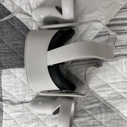 Meta Quest 2: All-In-One Wireless VR Headset-128GB