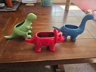 Dinosaur planters (set of 3)