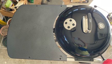 Weber 22” Performer Premium GBS BBQ Grill - excellent