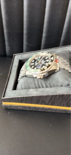 Automatic luxury watch