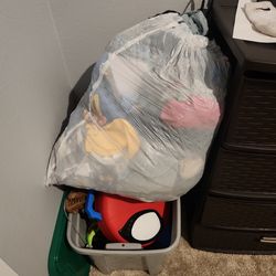 Free Clothes and Toys Boys 4t