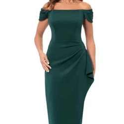 Xscape Pine Green Gathered Off-Shoulde Scuba Crepe Column Gown Size 8 , New Whit Tags