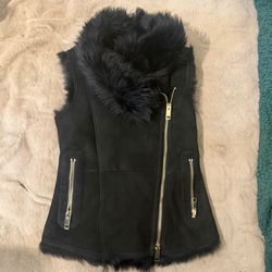 Burberry shearling vest