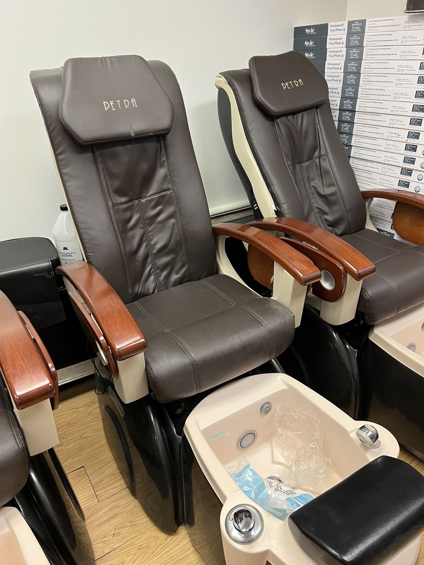 Pedicure Chairs 