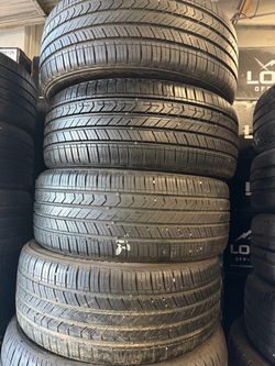 235/45/R18 marca HANKOOK las 4 llantas usadas instaladas y balanceadas
