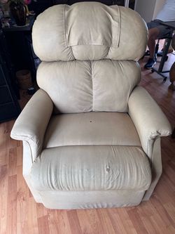 Power lift recliner chair