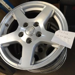 Jeep Cherokee OEM rims with TPM S sensors with a full size spare also with sensor!!