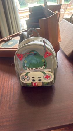 Lounge fly. Toy Story. Back pack
