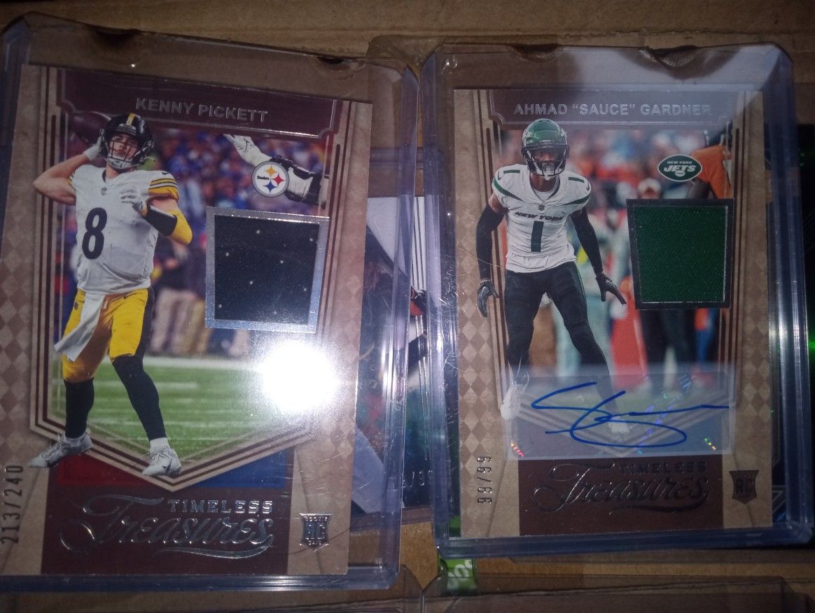 Baseball Football Basketball Cards For Sale for Sale in Tumwater, WA