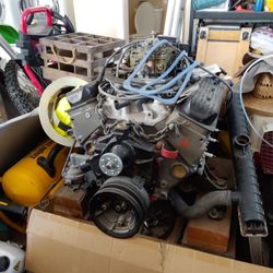 Engine 1989 305 Motor Boat Motor