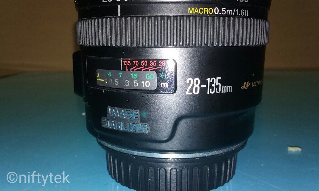 Canon Lens Ultrasonic EF 28-135mm F/3.5-5.6 IS