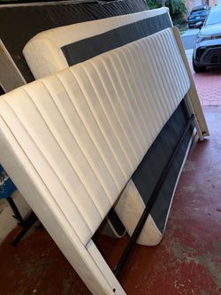 King size bed frame new