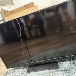 RCA 42 Inch TV - Please Read 