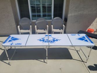 Beer pong table