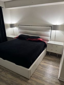 City Furniture White King Size Headboard, Bed frame & 2 Box Springs (mattress not included)