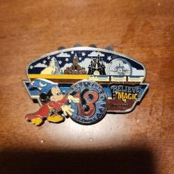 Disneyland Pin