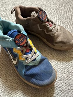Kids LeBron Space Jam Shoes Size 2 Youth