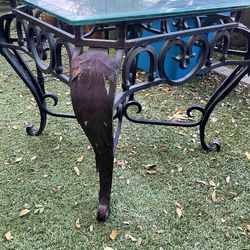 Nice Wrought Iron Table with heavy glass top