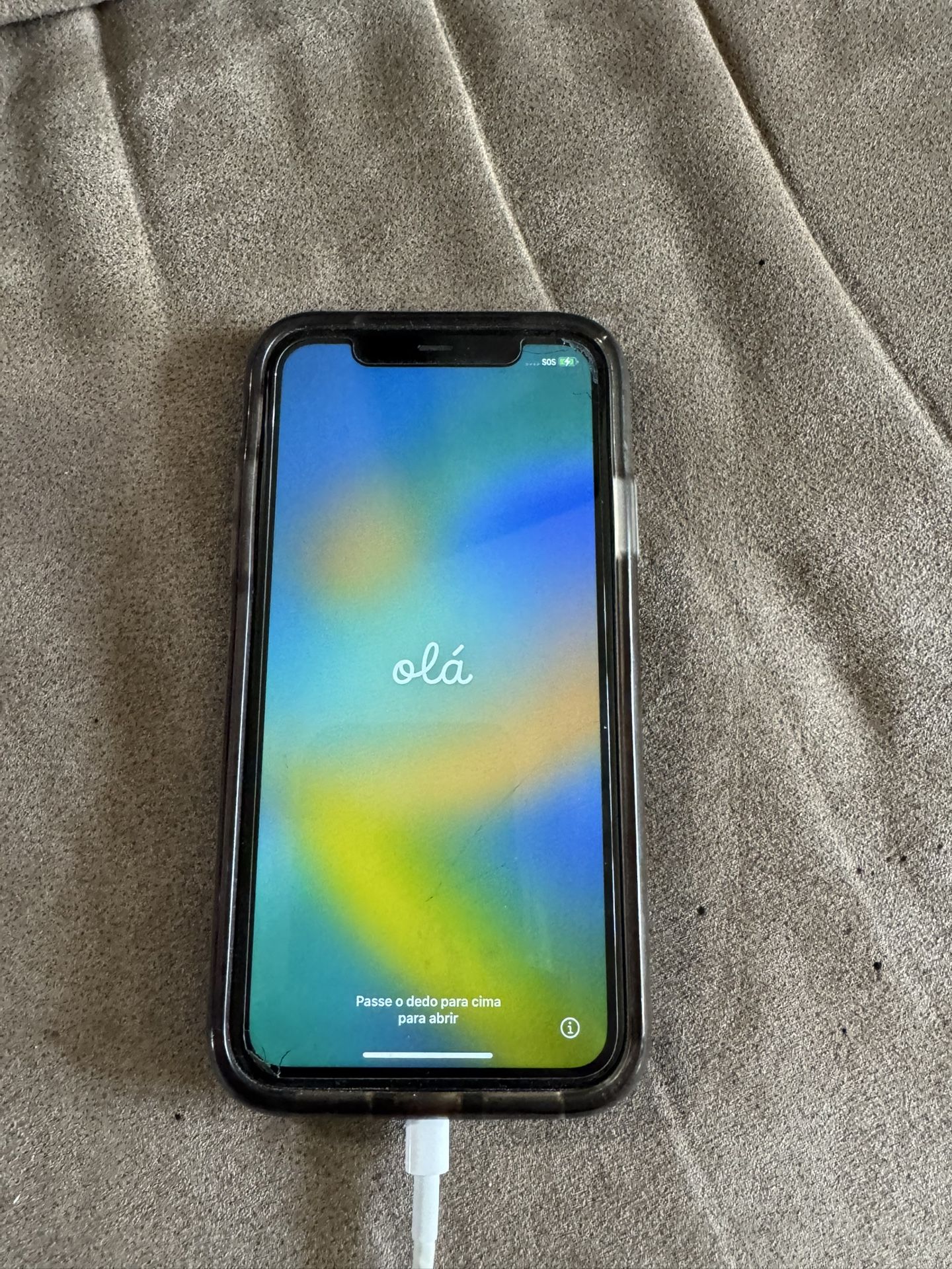 iPhone 11 124 Gigs