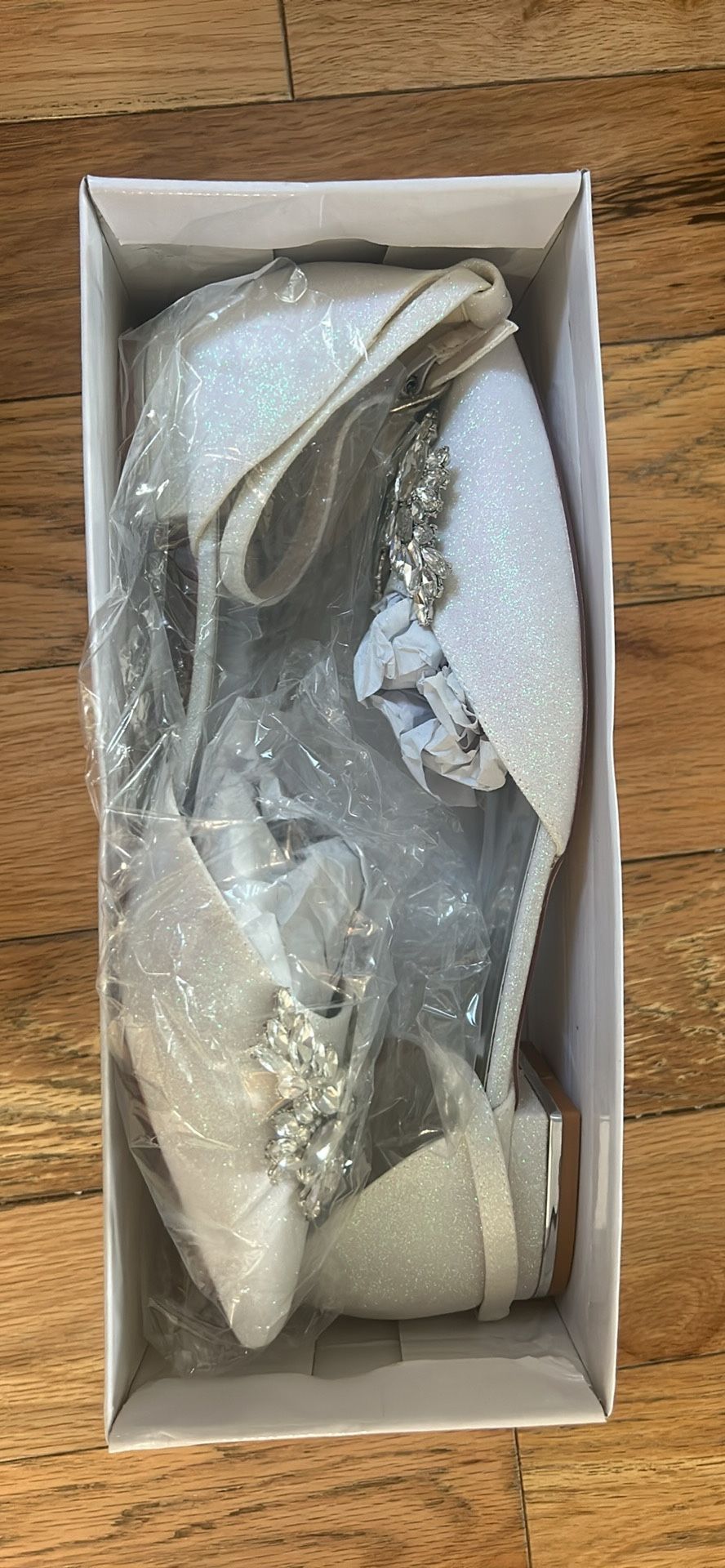 White Wedding Flats
