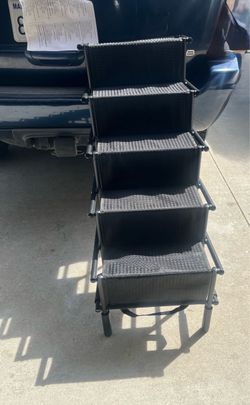 Folding Pet Stairs for SUV or Truck