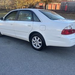 2004 Toyota Avalon
