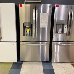 New Stainless Steel 28 Cubic Ft. Bottom Freezer Refrigerator‼️‼️