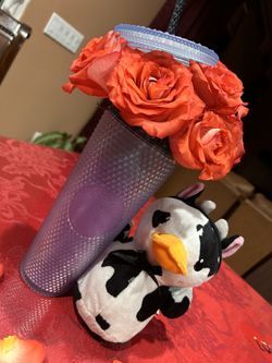 Starbucks Cup flower arrangement 💜